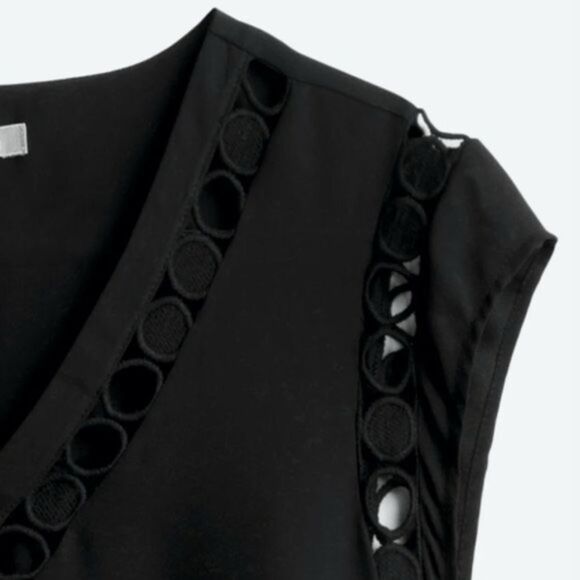 Daniel‎ Rainn Kabari Cutout Detail Blouse, Black, Size M Stitch Fix nwt - Picture 3 of 5